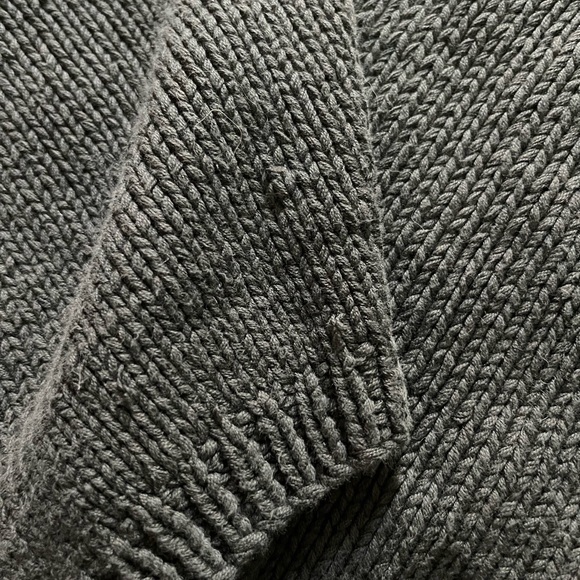 New Edition Grey Cotton Cable Knit Sweater Size Medium - Picture 11 of 15